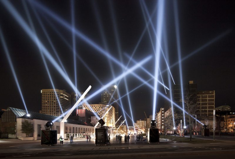 Rafael Lozano-Hemmer, Articulated Intersect, Relational Architecture 18, 2012