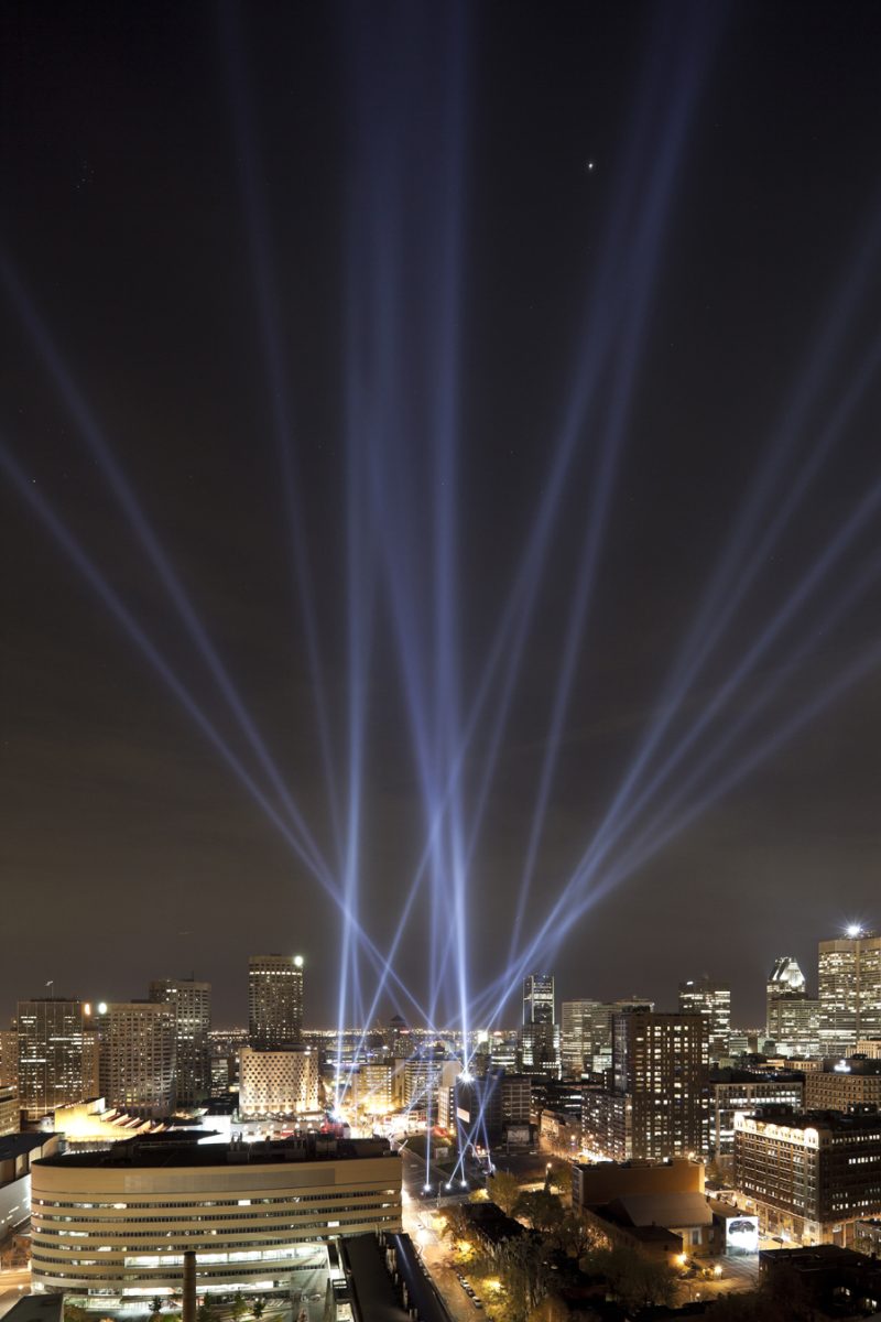 Rafael Lozano-Hemmer, Intersection Articulée. Architecture Relationnelle 18, 2011