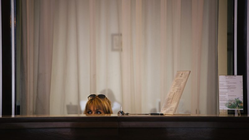 Emanuel Licha, Hotel Machine, 2016 (still)