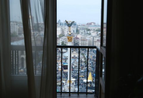 Emanuel Licha, Hotel Machine, 2016 (arrêt sur image)