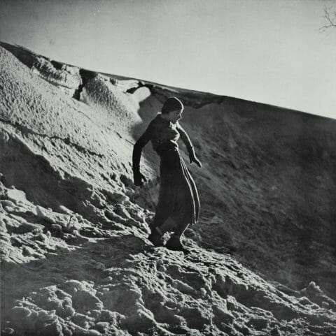 Sans titre (tirée de l’album « Danse dans la neige », 1948-1977), 1948-1977, Offset print, 44/50.