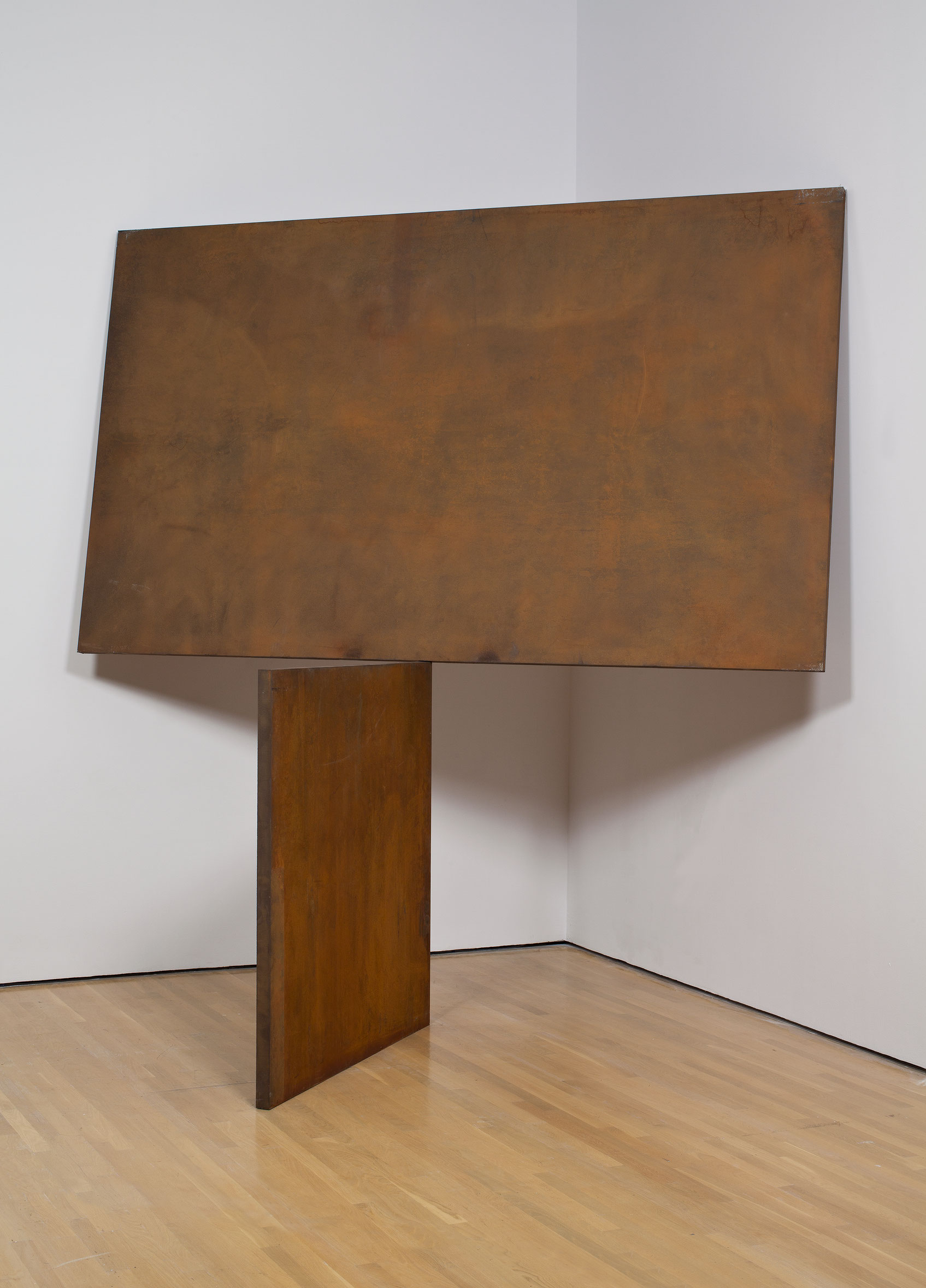 Two Plate Prop, 1986, Richard Serra, Plaques d’acier laminé à chaud.