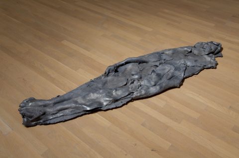 Coaxial Planck Density, 1999, Marc Quinn, Plomb.